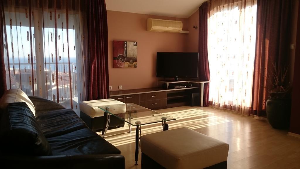 Bona Dea Club Hotel Sveti Vlas Eksteriør billede