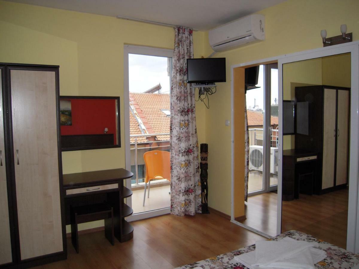 Bona Dea Club Hotel Sveti Vlas Eksteriør billede