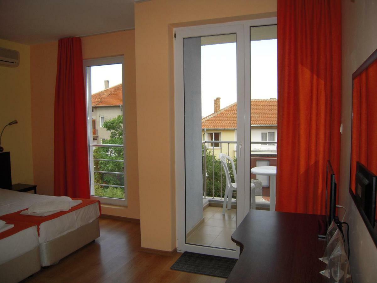 Bona Dea Club Hotel Sveti Vlas Eksteriør billede